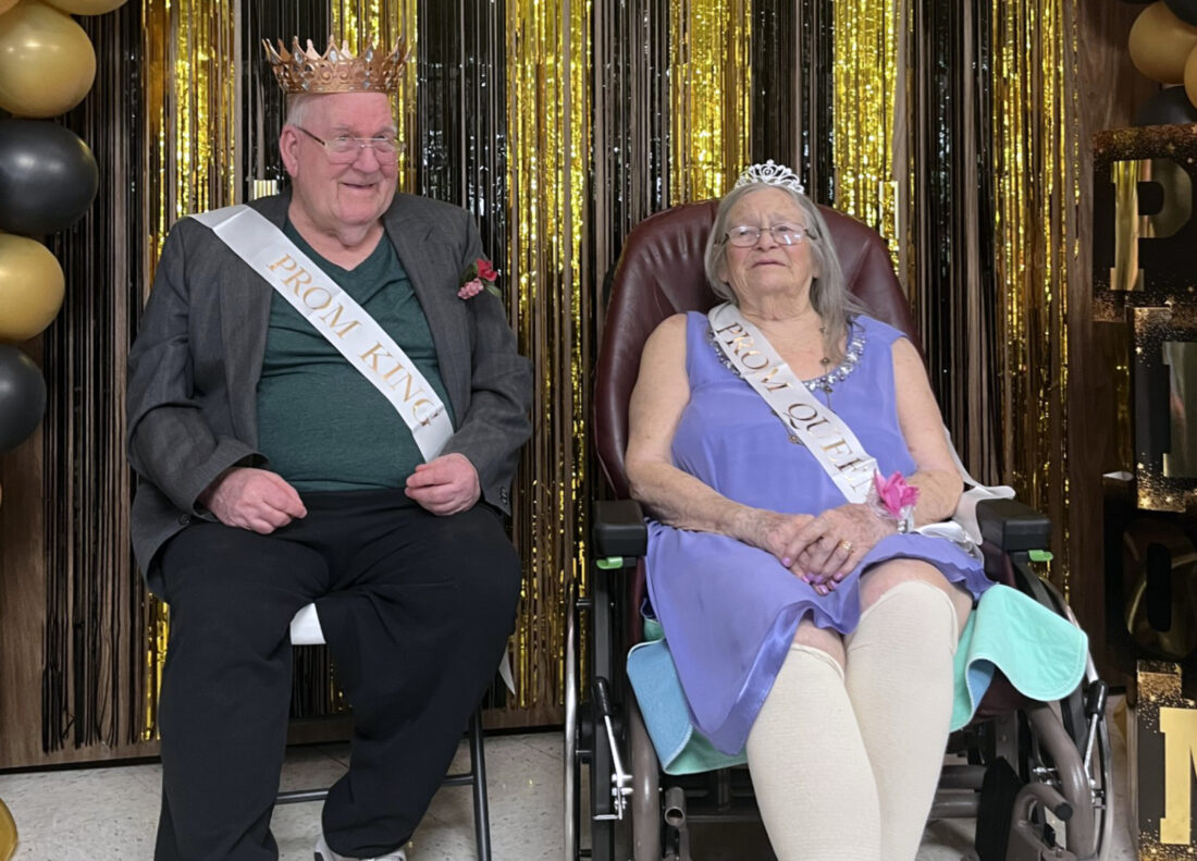 ‘Cut a Rug’: Haven Place hosts Senior Prom for residents | News, Sports ...